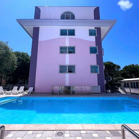 Residence Regent Beach Bibione Bagian luar foto